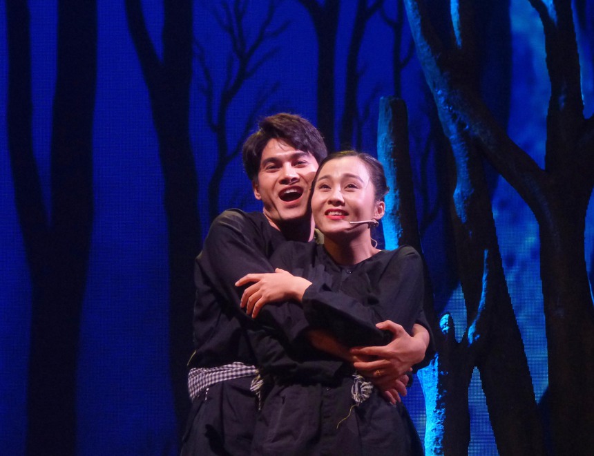 Liên hoan Sân khấu kịch nói TP.HCM lần 1 - 2024: Thấy rõ thực lực sân khấu - Ảnh 5. Liên hoan Sân khấu kịch nói TP.HCM lần 1 - 2024: Thấy rõ thực lực sân khấu - Ảnh 5.