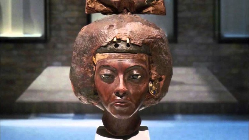 Khuôn mặt bà nội pharaoh Tutankhamun được tái tạo từ hài cốt 3.400 năm tuổi - Ảnh 4.