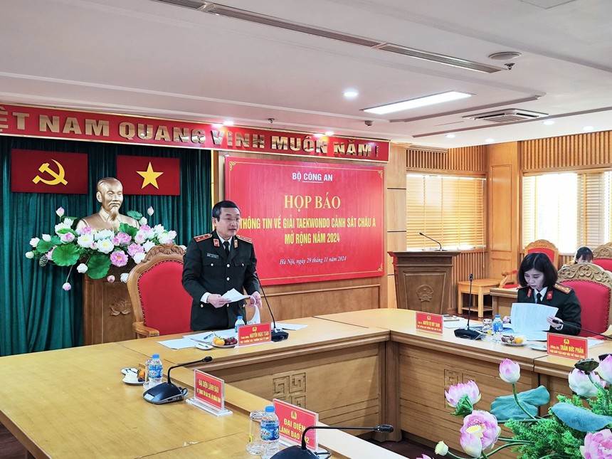 Chó Bắc Hà là linh vật giải taekwondo Cảnh sát châu Á mở rộng 2024 - Ảnh 1. Chó Bắc Hà là linh vật giải taekwondo Cảnh sát châu Á mở rộng 2024 - Ảnh 1.