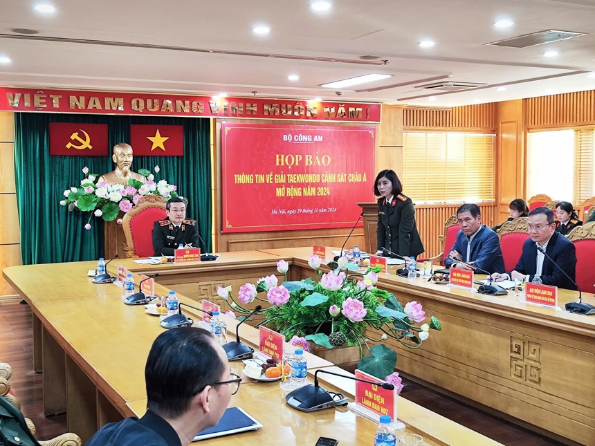 Chó Bắc Hà là linh vật giải taekwondo Cảnh sát châu Á mở rộng 2024 - Ảnh 2. Chó Bắc Hà là linh vật giải taekwondo Cảnh sát châu Á mở rộng 2024 - Ảnh 2.