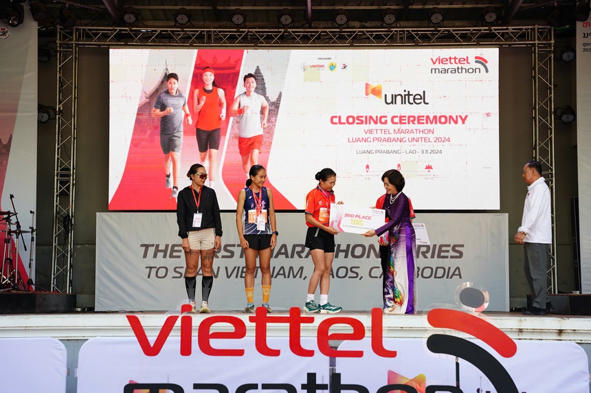 5000 VĐV chinh phục đường chạy Viettel Marathon Luang Prabang Unitel 2024 - Ảnh 3.