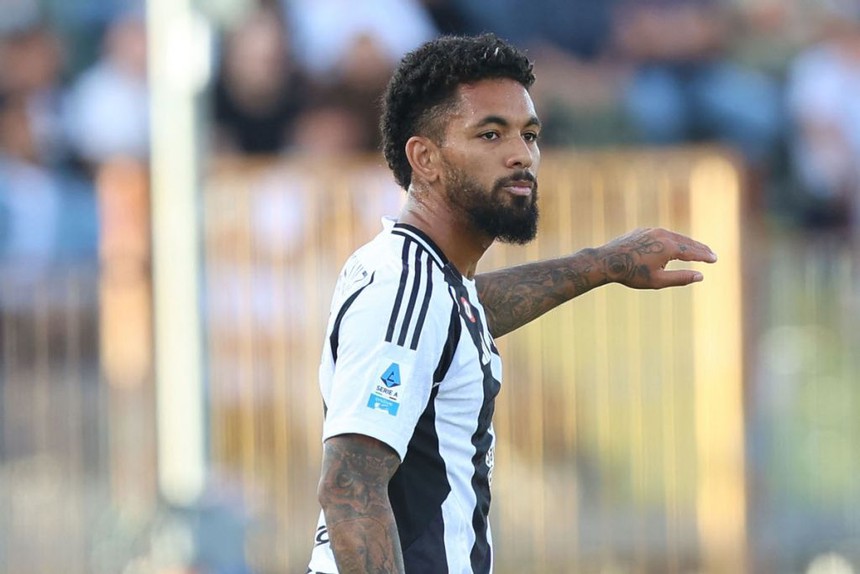 Juventus sắp chia tay Douglas Luiz? Juventus sắp chia tay Douglas Luiz?