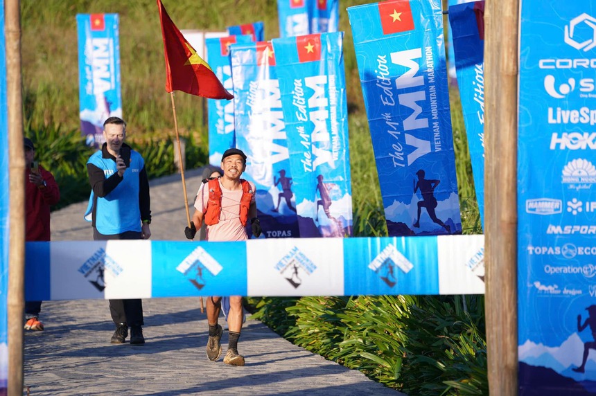 Hùng Hải vô địch giải chạy địa hình số 1 Việt Nam Hùng Hải vô địch giải chạy địa hình số 1 Việt Nam