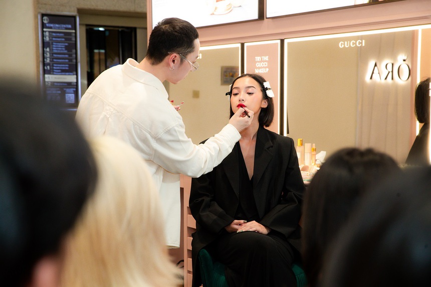 Sinh nhật Vincom 20 năm khai màn mùa lễ hội rực rỡ nhất trong năm - Ảnh 3. Sinh nhật Vincom 20 năm khai màn mùa lễ hội rực rỡ nhất trong năm - Ảnh 3.