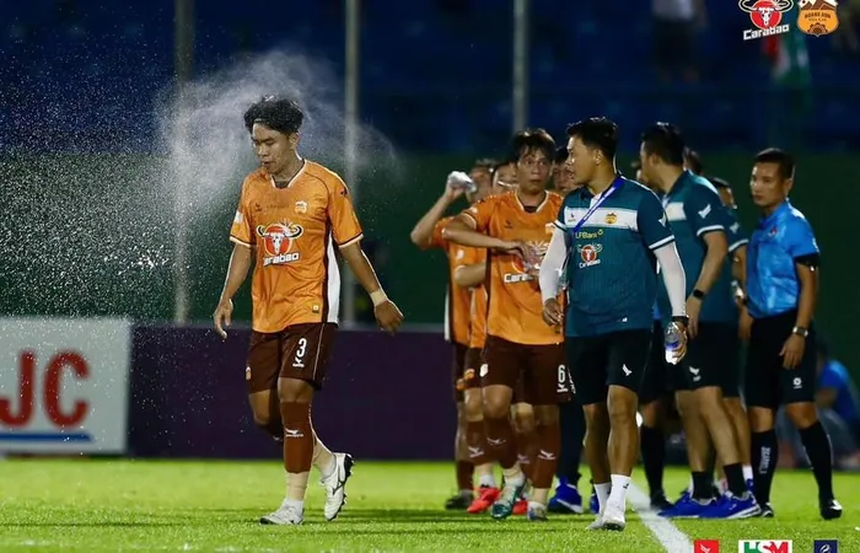 Tin nóng bóng đá Việt 7/11: Cánh tay phải của thầy Park muốn nâng tầm bóng đá Việt Nam, HAGL đối diện thử thách cực đại - Ảnh 2. Tin nóng bóng đá Việt 7/11: Cánh tay phải của thầy Park muốn nâng tầm bóng đá Việt Nam, HAGL đối diện thử thách cực đại - Ảnh 2.
