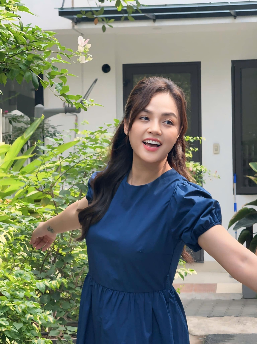 Thu Quỳnh hết thích 'trai hư', tiết lộ lý do đi làm khi con mới 20 ngày tuổi - Ảnh 4. Thu Quỳnh hết thích 'trai hư', tiết lộ lý do đi làm khi con mới 20 ngày tuổi - Ảnh 4.