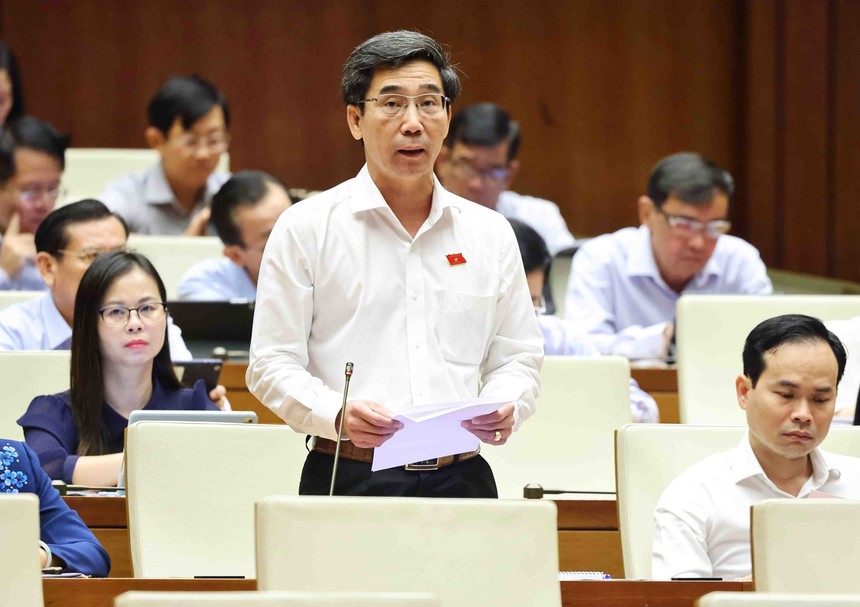 Kỳ họp thứ 8, Quốc hội khóa XV: Không để tình trạng "tiền trảm, hậu tấu", chi trước báo cáo sau - Ảnh 2.