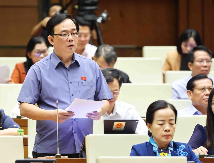 Kỳ họp thứ 8, Quốc hội khóa XV: Không để tình trạng "tiền trảm, hậu tấu", chi trước báo cáo sau - Ảnh 1.