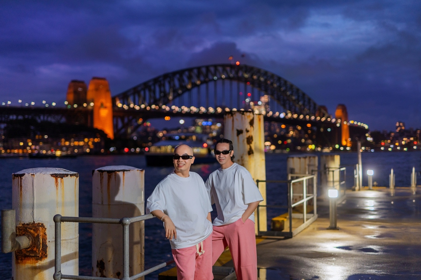 Bộ đôi VUNGOC&SON check-in các địa điểm nổi tiếng ở Úc - Ảnh 7.