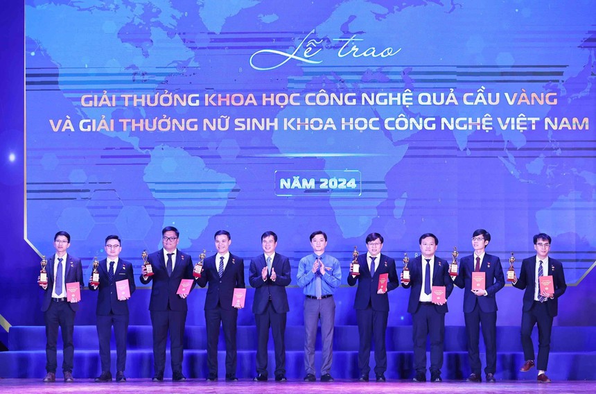 10 nhà khoa học trẻ xuất sắc được nhận Giải thưởng Quả Cầu Vàng 2024 - Ảnh 1.