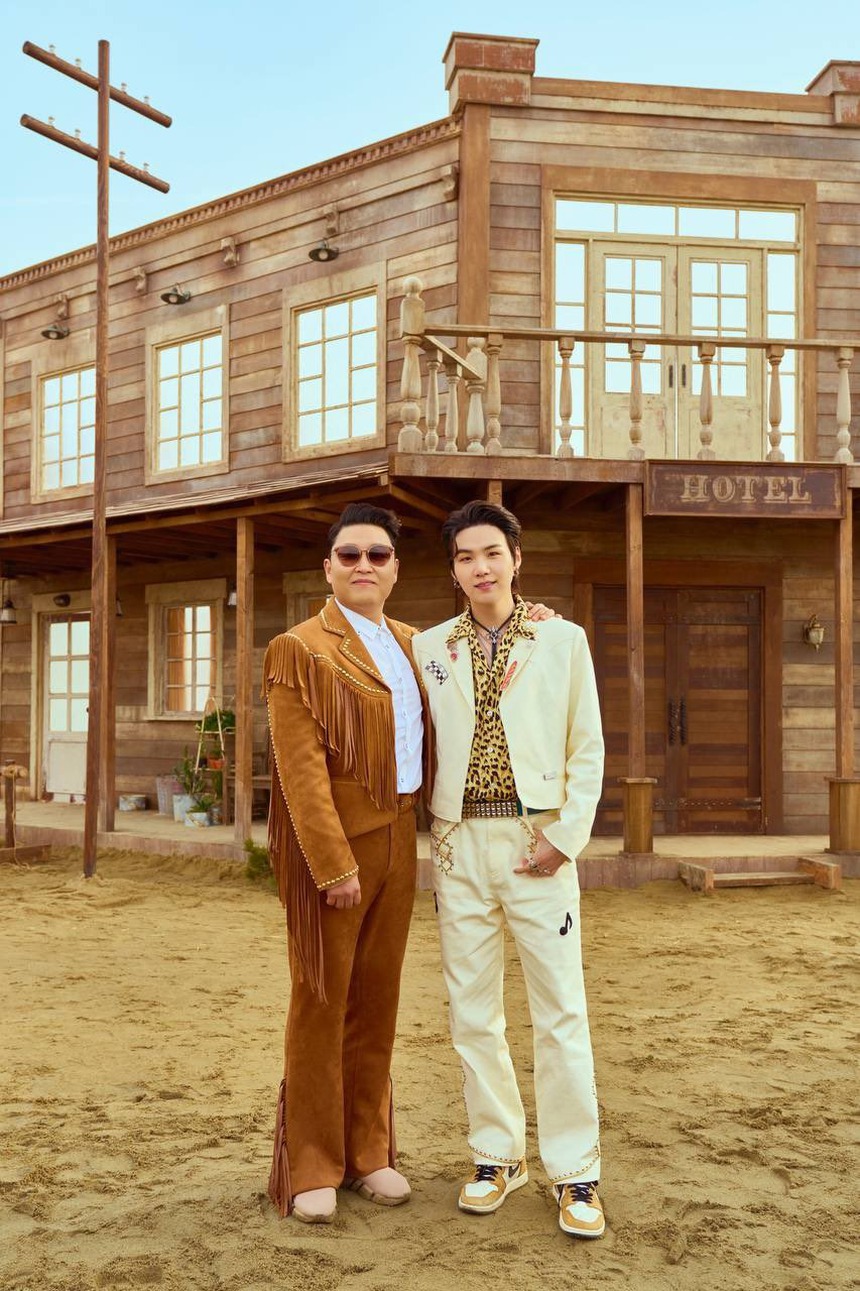 Anh trai nhảy điệu "Gangnam Style" - Ảnh 4.