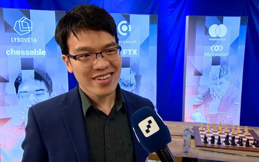 Lê Quang Liêm gây sốt khi thắng 'Vua cờ' thế giới, gửi xin lỗi sau khi... đánh bại nhà vô địch World Cup - Ảnh 2. Lê Quang Liêm gây sốt khi thắng 'Vua cờ' thế giới, gửi xin lỗi sau khi... đánh bại nhà vô địch World Cup - Ảnh 2.