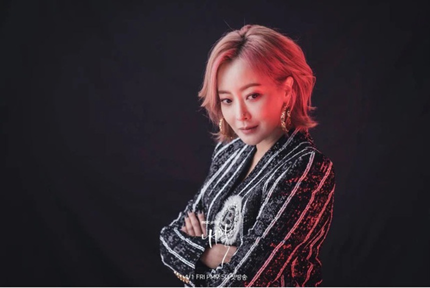 5 bí quyết giúp "mỹ nhân số 1 xứ Hàn" Kim Hee Sun mãi trẻ trung dù đã U50 - Ảnh 1.