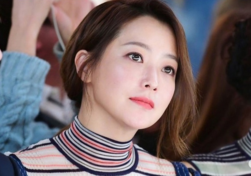 5 bí quyết giúp "mỹ nhân số 1 xứ Hàn" Kim Hee Sun mãi trẻ trung dù đã U50 - Ảnh 10.