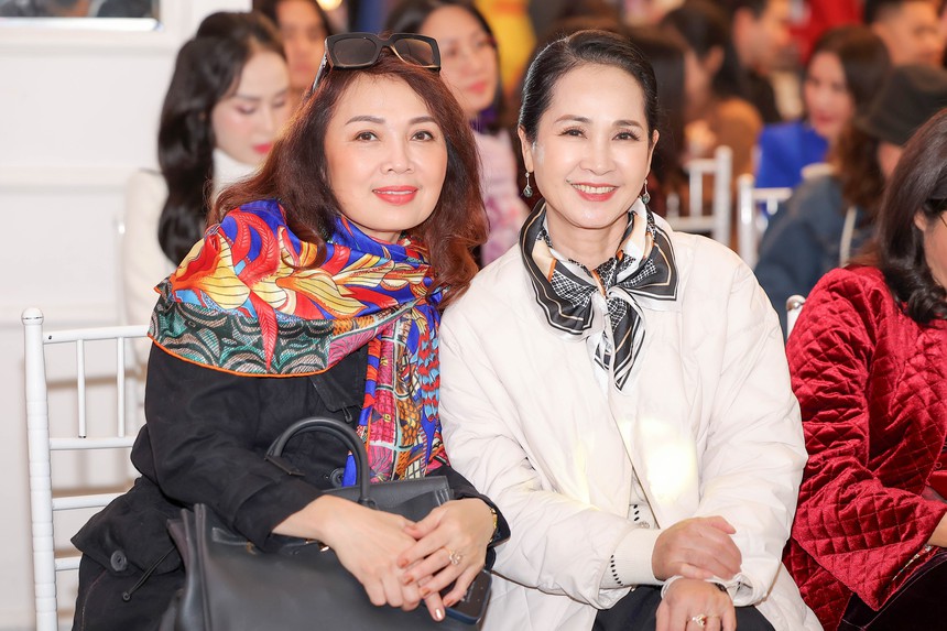 Nhà báo Ngô Bá Lục và tản văn 'Vằng vặc trăng quê': Gợi cảm xúc với dấn ấn làng quê Bắc bộ  - Ảnh 6.