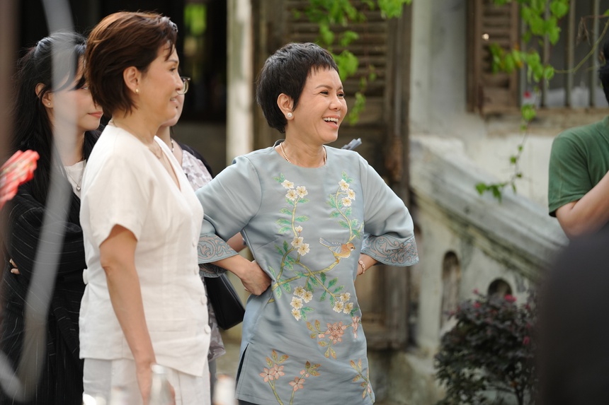 Dàn cast Chị Dâu: "Ăn cơm cũng phải lườm nguýt lẫn nhau" - Ảnh 2. Dàn cast Chị Dâu: "Ăn cơm cũng phải lườm nguýt lẫn nhau" - Ảnh 2.