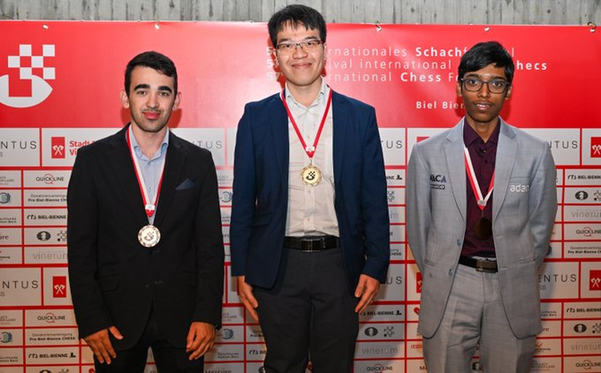 Lê Quang Liêm được vinh danh cùng với kỳ thủ Ấn Độ vừa vô địch thế giới - Ảnh 1. Lê Quang Liêm được vinh danh cùng với kỳ thủ Ấn Độ vừa vô địch thế giới - Ảnh 1.