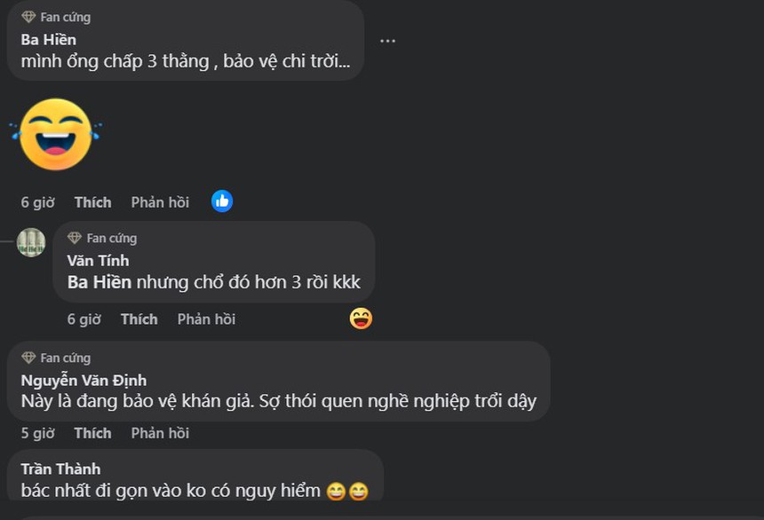 Nguyễn Trần Duy Nhất gây sốt khi cảm ơn vì được bảo vệ tháp tùng ở concert 'Anh trai vượt ngàn chông gai' - Ảnh 2. Nguyễn Trần Duy Nhất gây sốt khi cảm ơn vì được bảo vệ tháp tùng ở concert 'Anh trai vượt ngàn chông gai' - Ảnh 2.