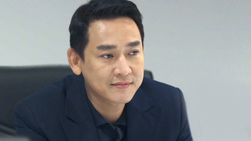 Hứa Vĩ Văn: Hóa thân người đàn ông lịch thiệp trong phim kinh dị "Đồi hành xác" - Ảnh 3.