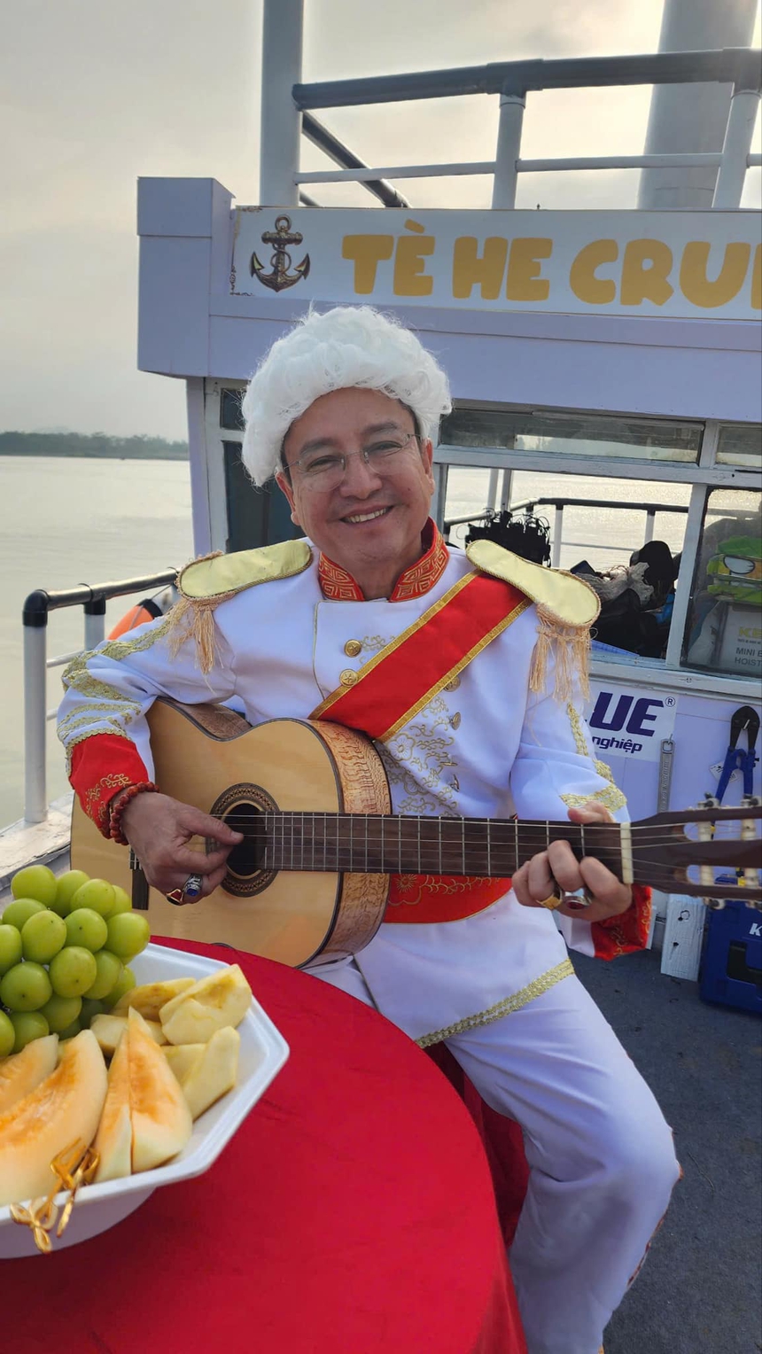 Đạo diễn Bình Trọng mời NSƯT Chí Trung đóng "Đại gia chân đất" - Ảnh 3. Đạo diễn Bình Trọng mời NSƯT Chí Trung đóng "Đại gia chân đất" - Ảnh 3.