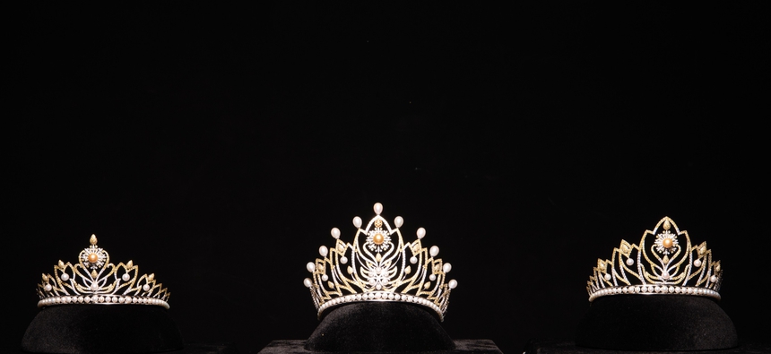 Hoa hậu Quốc gia Việt Nam 2024: Cận cảnh vương miện đính 54 viên ngọc trai và 1079 viên đá quý - Ảnh 6. Hoa hậu Quốc gia Việt Nam 2024: Cận cảnh vương miện đính 54 viên ngọc trai và 1079 viên đá quý - Ảnh 6.