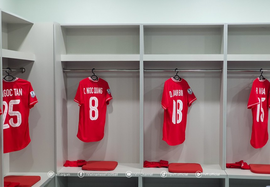 TRỰC TIẾP bóng đá Việt Nam vs Philippines, trực tiếp AFF Cup 2024 vòng bảng - Ảnh 6. TRỰC TIẾP bóng đá Việt Nam vs Philippines, trực tiếp AFF Cup 2024 vòng bảng - Ảnh 6.