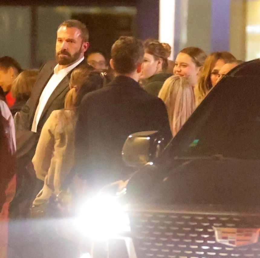 Jennifer Lopez và Ben Affleck quyết định duy trì mối quan hệ sau ly hôn - Ảnh 4.