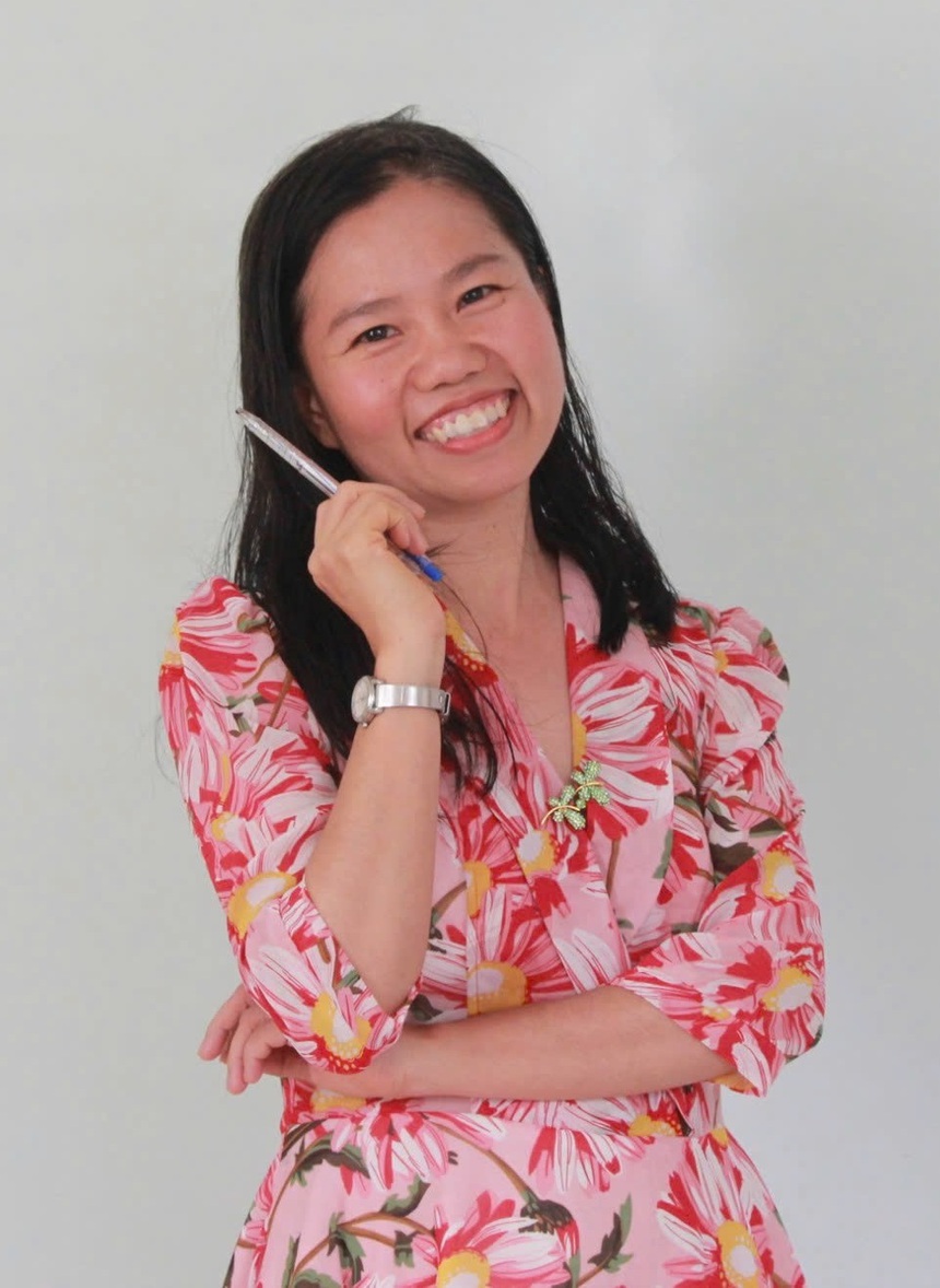 Nhà văn Phương Trinh: "Đưa những điều gan ruột vào trang viết" - Ảnh 1. Nhà văn Phương Trinh: "Đưa những điều gan ruột vào trang viết" - Ảnh 1.