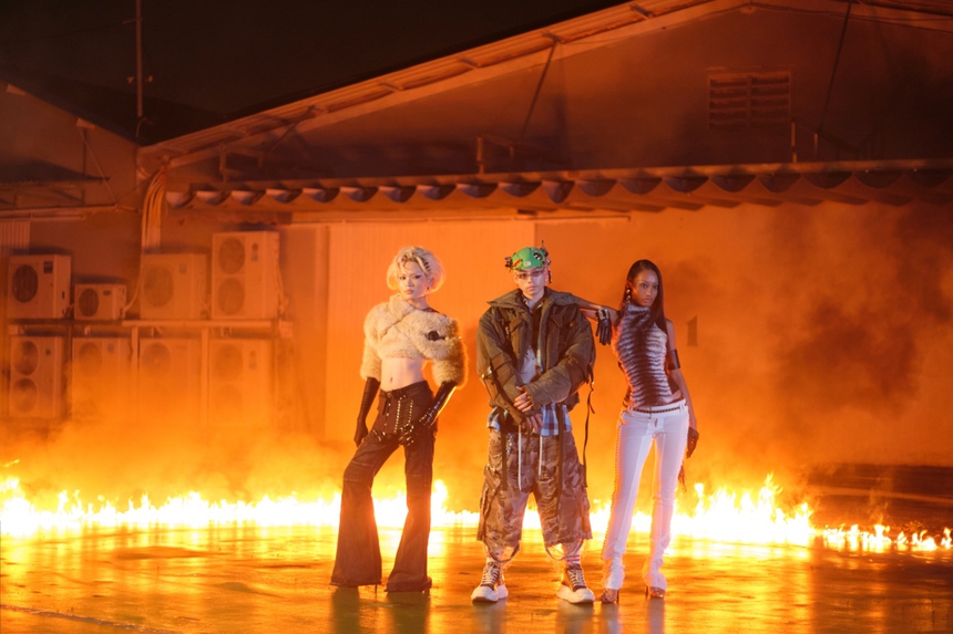 Thể Thiên tung MV "SAIGONTEY" như tour khám phá Sài Gòn - Ảnh 4. Thể Thiên tung MV "SAIGONTEY" như tour khám phá Sài Gòn - Ảnh 4.