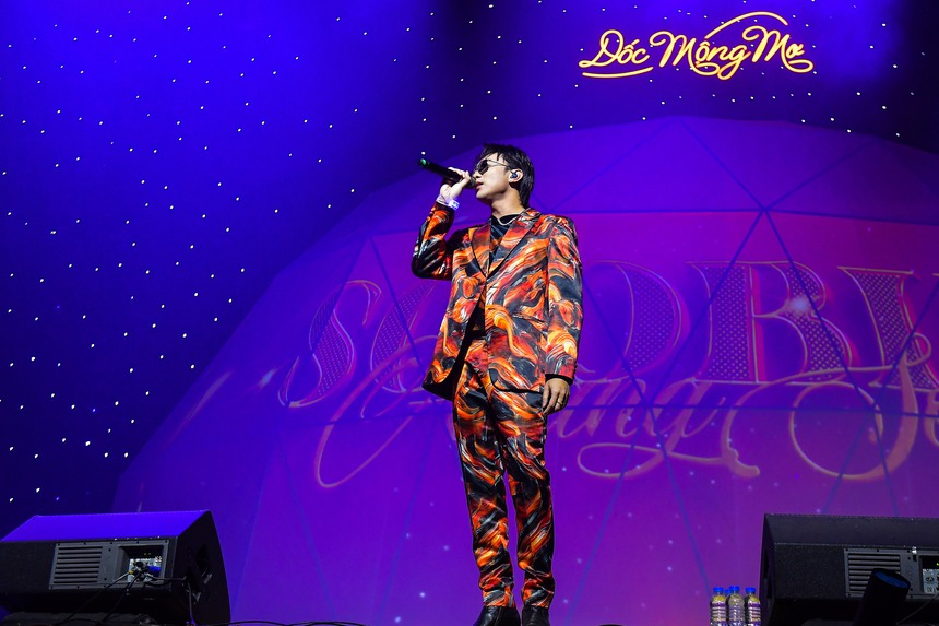 Dàn nam thần đình đám của showbiz Việt cùng đổ bộ trên sân khấu "Dốc mộng mơ - Mars in Hanoi" - Ảnh 5.