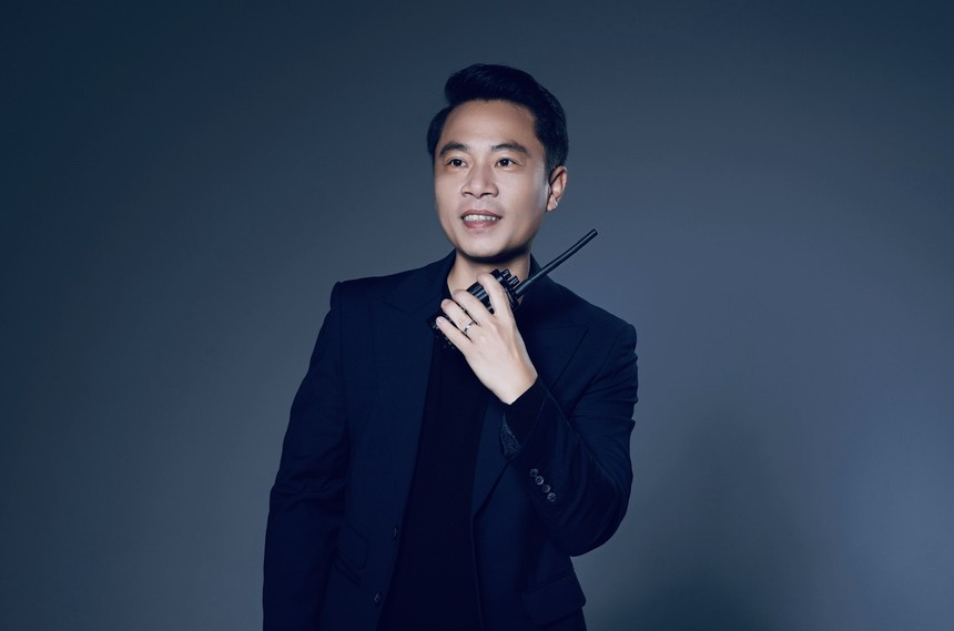 Tổng đạo diễn Phạm Hoàng Giang: Khai mạc Festival Hoa Đà Lạt lần đầu dùng công nghệ trình diễn ánh sáng  - Ảnh 4.