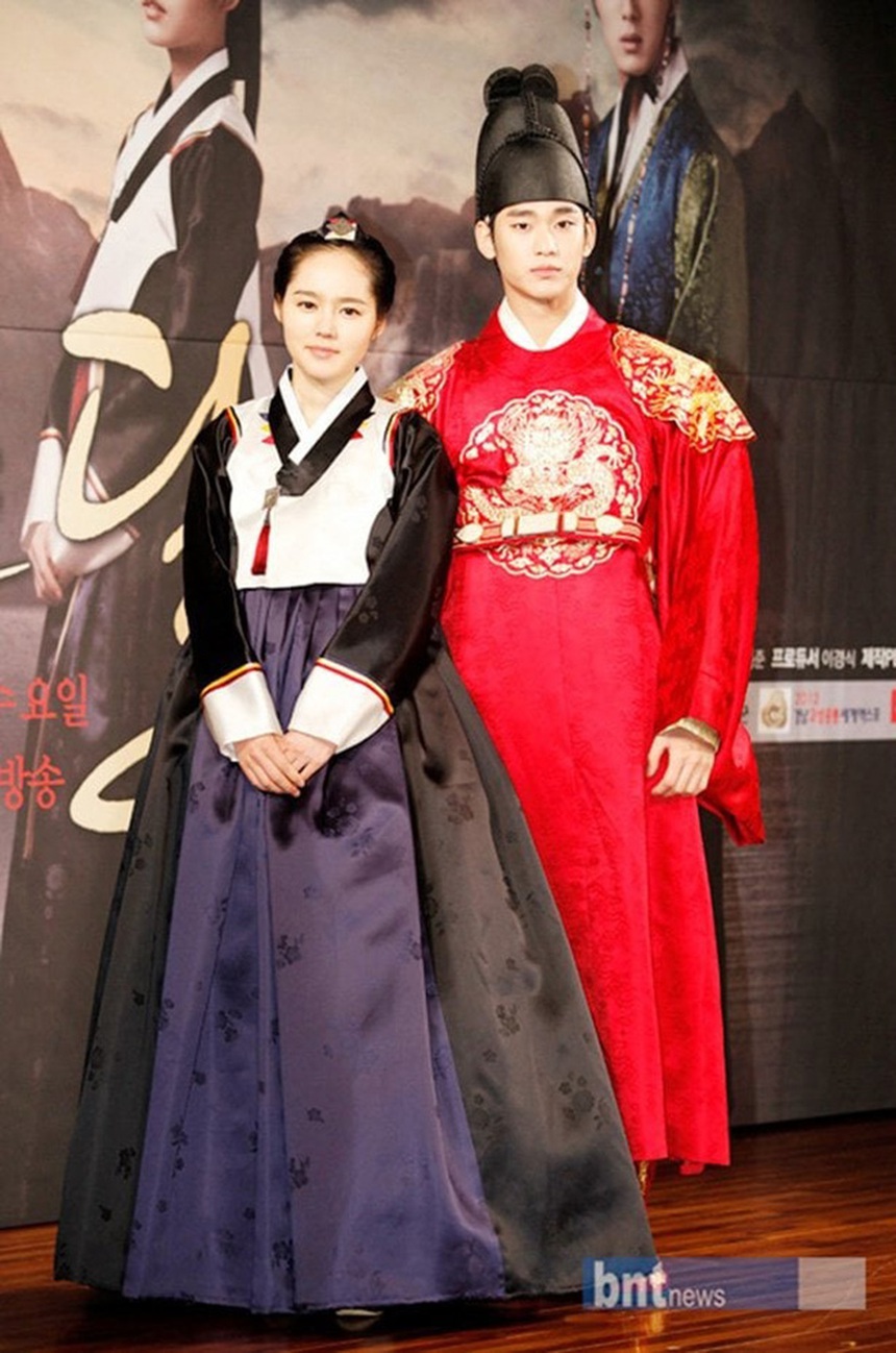 Top 10 K-Drama cổ trang có rating cao nhất mọi thời: "Nàng Dae Jang Geum" đứng thứ 3, phim nào là số 1? - Ảnh 1. Top 10 K-Drama cổ trang có rating cao nhất mọi thời: "Nàng Dae Jang Geum" đứng thứ 3, phim nào là số 1? - Ảnh 1.