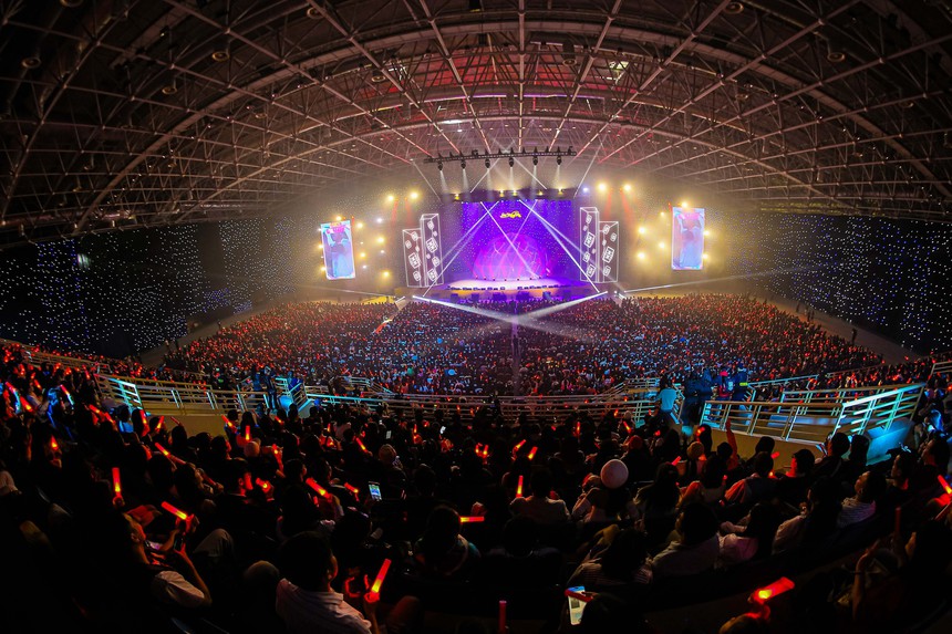 Dàn nam thần đình đám của showbiz Việt cùng đổ bộ trên sân khấu "Dốc mộng mơ - Mars in Hanoi" - Ảnh 1.