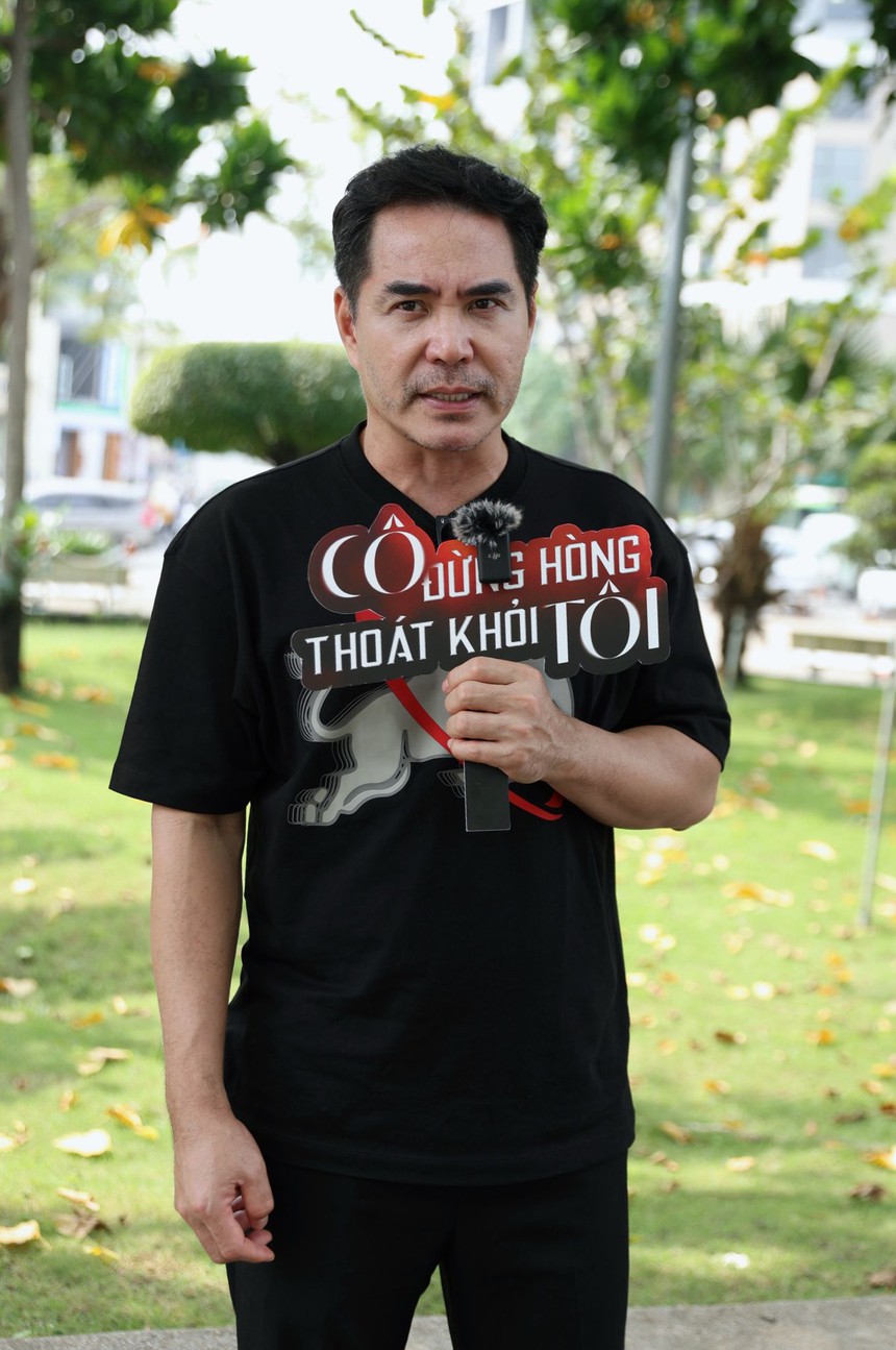 Lê Phương lần đầu cắt tóc ngắn sau 20 năm làm nghề, "lột xác" để đóng phim mới - Ảnh 2. Lê Phương lần đầu cắt tóc ngắn sau 20 năm làm nghề, "lột xác" để đóng phim mới - Ảnh 2.