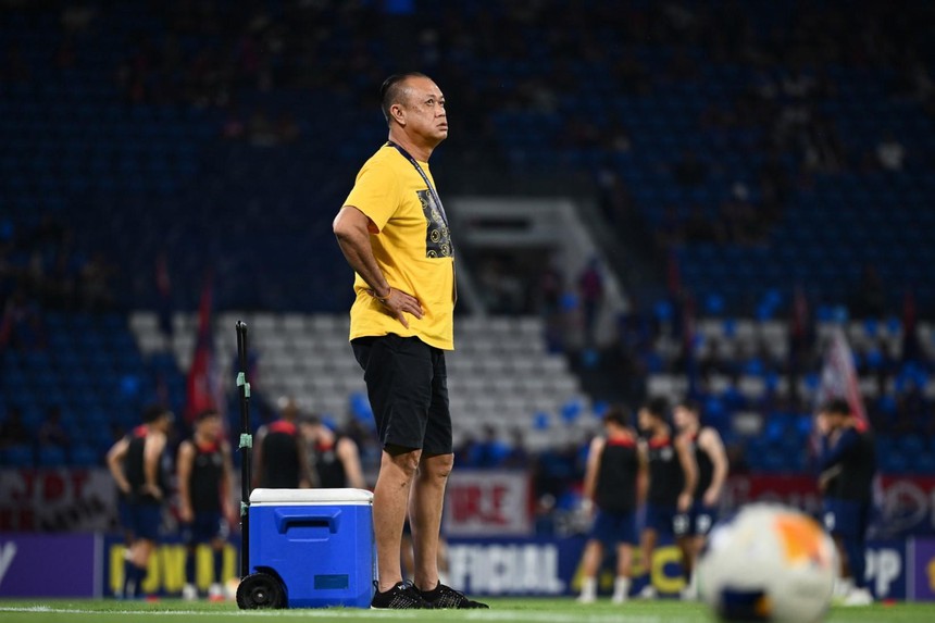 Lùm xùm ở ĐT Thái Lan: 3 ngôi sao AFF Cup bị CLB gọi về để... ngồi dự bị - Ảnh 2. Thái Lan