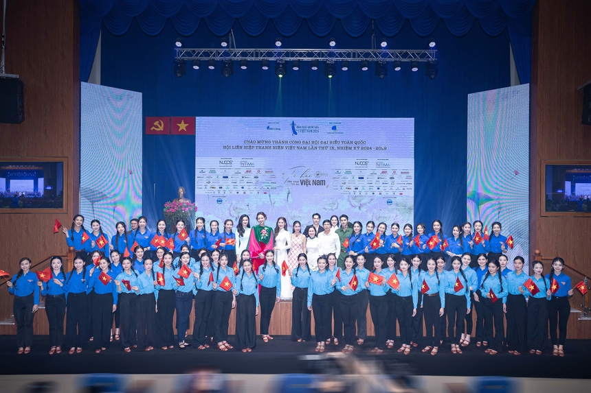 Đêm nhạc tri ân "Tự hào Việt Nam" của Hoa hậu Quốc gia Việt Nam 2024 - Ảnh 1.