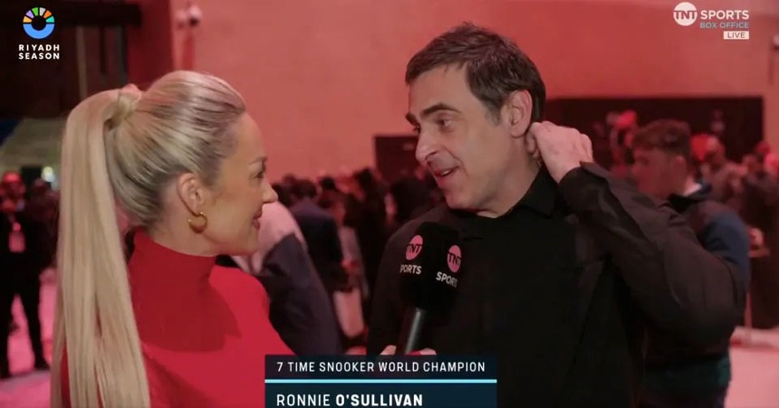 Huyền thoại billiard và tài tử Hollywood nổi bật trong dàn sao đến xem trận tái đấu Fury vs Usyk  - Ảnh 2.