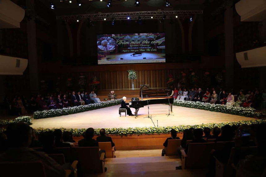 Đêm nhạc tưởng niệm nghệ sĩ Thái Thị Liên: Tiếng piano ngân vang qua nhiều thế hệ - Ảnh 2.