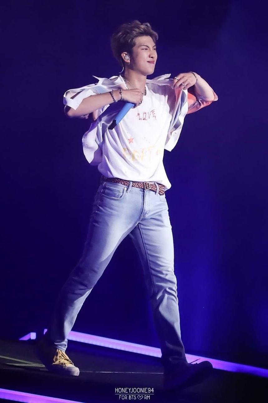 Top 7 nam thần K-pop có thân hình nóng bỏng được người Hàn Quốc chọn lựa - Ảnh 20.