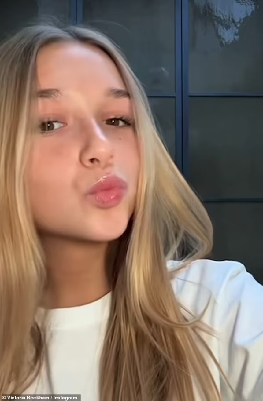 Con gái Beckham khoe phong cách trang điểm xa hoa với sản phẩm từ thương hiệu của mẹ Victoria - Ảnh 3.