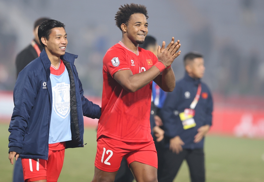 Cộng đồng mạng tin Xuân Son tiếp tục “nổ súng” trước Singapore - Ảnh 1.