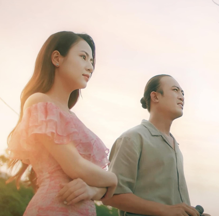 Những cặp đôi đẹp được yêu thích trên phim giờ vàng VTV - Ảnh 2. Những cặp đôi đẹp được yêu thích trên phim giờ vàng VTV - Ảnh 2.