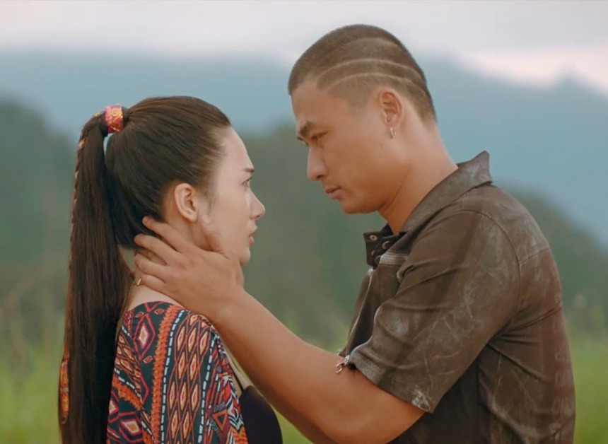 Những cặp đôi đẹp được yêu thích trên phim giờ vàng VTV - Ảnh 3. Những cặp đôi đẹp được yêu thích trên phim giờ vàng VTV - Ảnh 3.