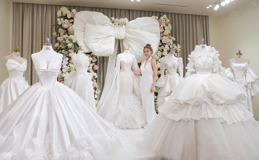 Trần Thanh Tâm đặt may 7 thiết kế váy cưới cho ngày trọng đại - Ảnh 1.