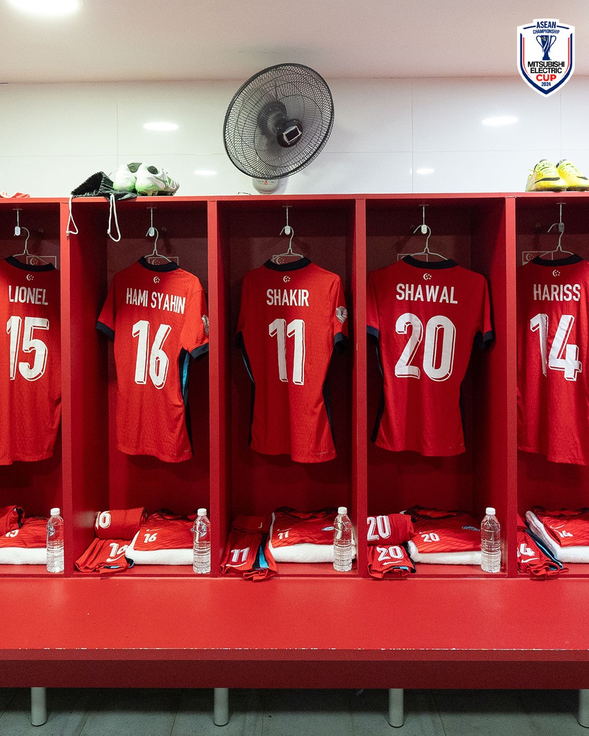TRỰC TIẾP bóng đá Việt Nam vs Singapore, BK lượt về AFF Cup 2024 - Ảnh 3. TRỰC TIẾP bóng đá Việt Nam vs Singapore, BK lượt về AFF Cup 2024 - Ảnh 3.
