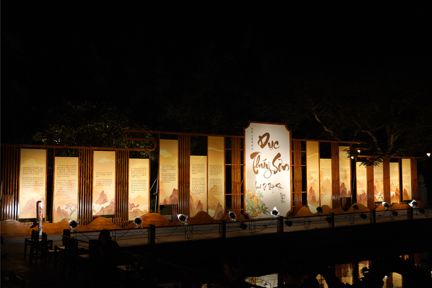 Festival Ninh Bình 2024: Dấu ấn bức tranh đa màu sắc di sản văn hóa vùng đất Cố đô - Ảnh 4. Festival Ninh Bình 2024: Dấu ấn bức tranh đa màu sắc di sản văn hóa vùng đất Cố đô - Ảnh 4.