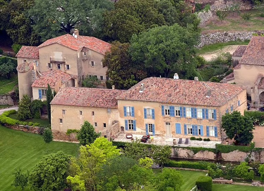 Brad Pitt bị buộc cung cấp bằng chứng liên quan đến cáo buộc bạo hành Angelina Jolie và các con - Ảnh 4. Brad Pitt bị buộc cung cấp bằng chứng liên quan đến cáo buộc bạo hành Angelina Jolie và các con - Ảnh 4.