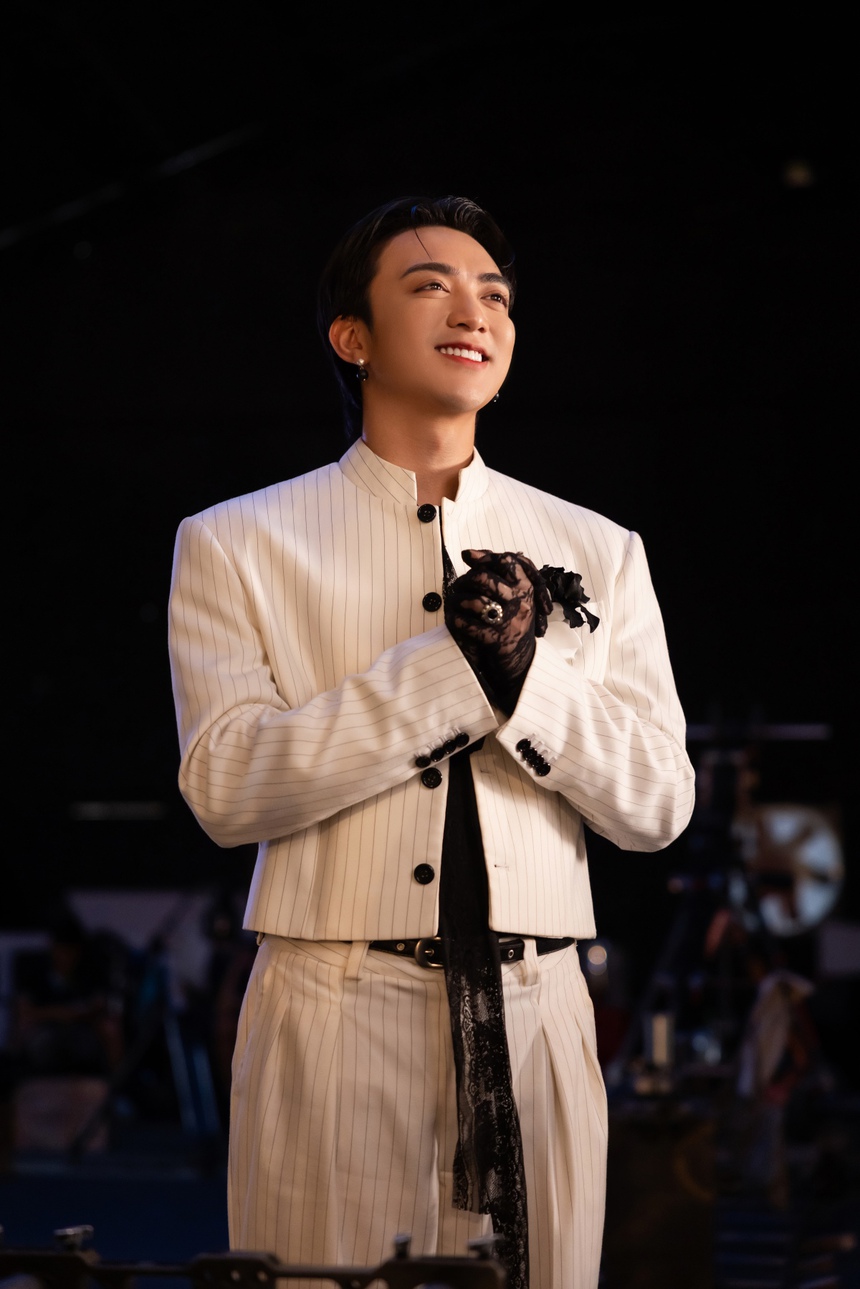 Thanh xuân của SOOBIN: Hành trình chiêm nghiệm để trở về với chính mình - Ảnh 1. Thanh xuân của SOOBIN: Hành trình chiêm nghiệm để trở về với chính mình - Ảnh 1.