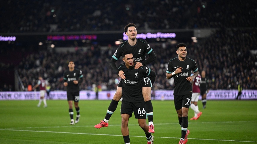 Liverpool thắng West Ham 5-0: Khép lại năm cũ trên đỉnh Premier League - Ảnh 1. Liverpool thắng West Ham 5-0: Khép lại năm cũ trên đỉnh Premier League - Ảnh 1.