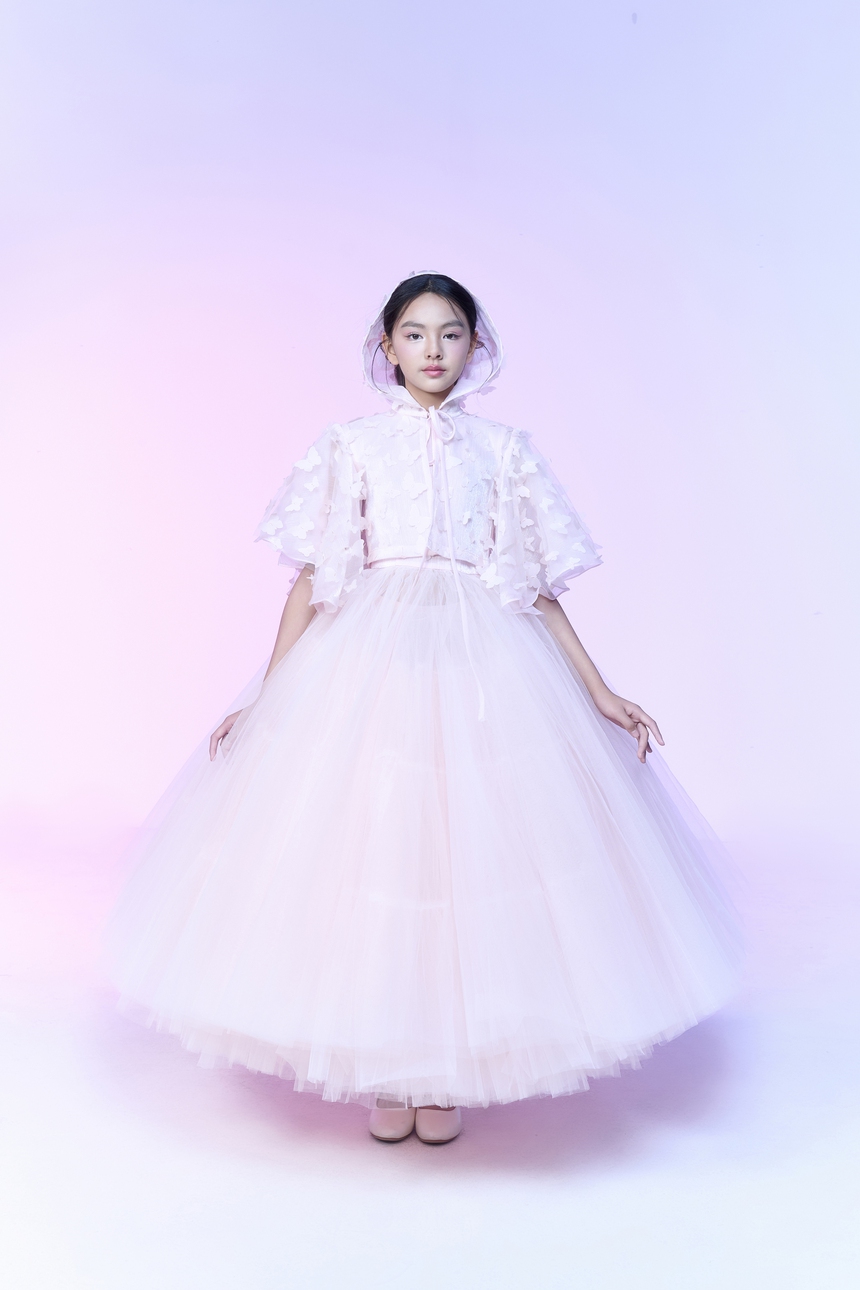 NTK Nguyễn Minh Công khai xuân 2025 với BST dành cho trẻ em - Ảnh 3. NTK Nguyễn Minh Công khai xuân 2025 với BST dành cho trẻ em - Ảnh 3.